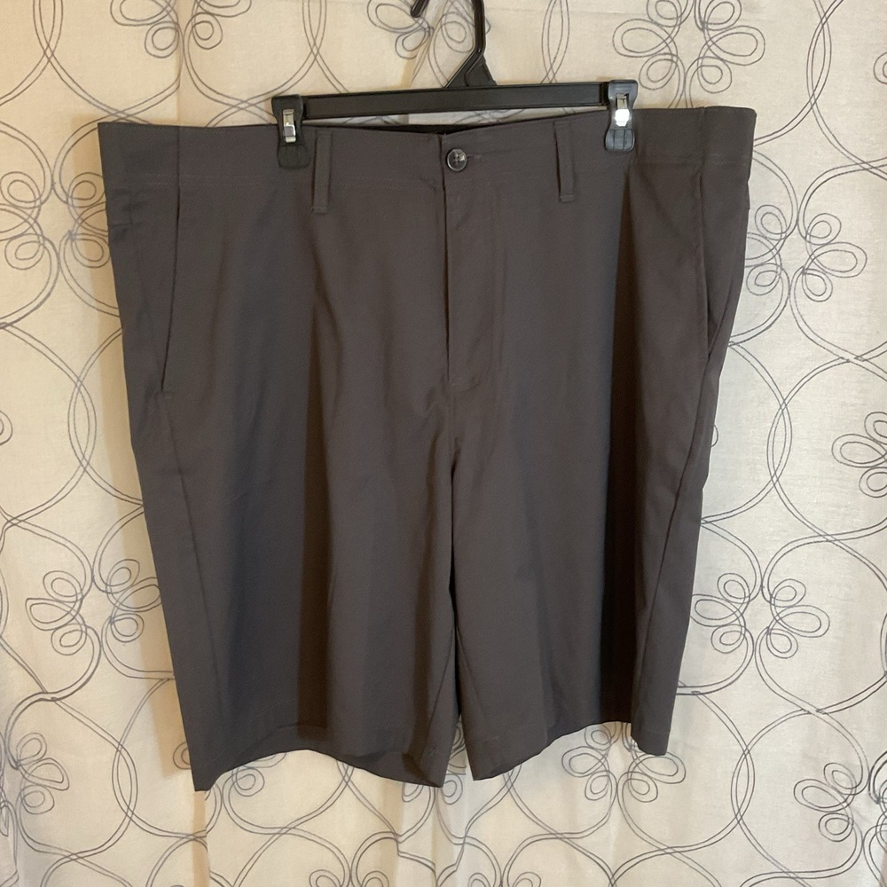 Men's Foundry Shorts Gray Flat Front Shorts Pockets Size 44